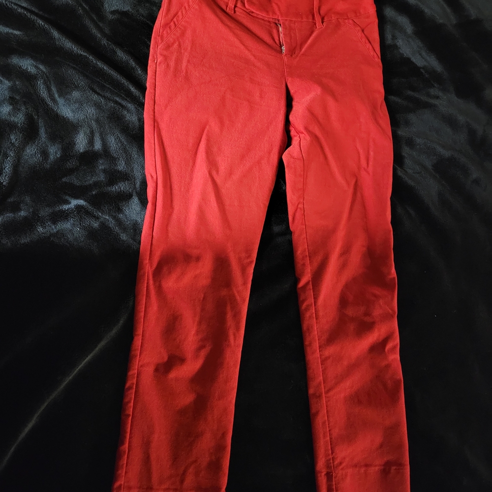 Women's Red Ankle Pants